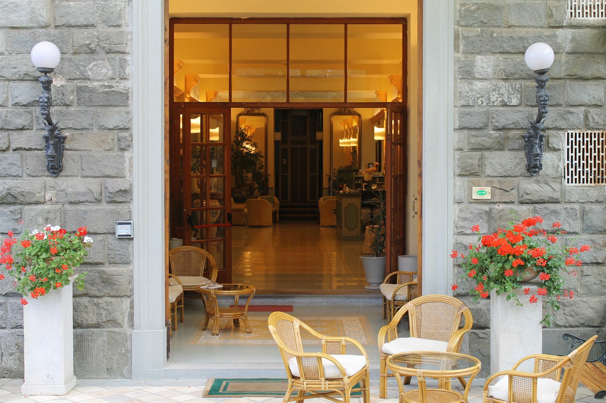 Hotel Croce Di Savoia Vallombrosa Ngoại thất bức ảnh